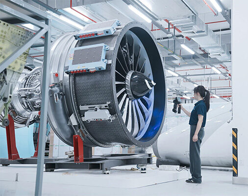 3D-skanning av flygmotor med handhållen skanner – inspektion inom flygindustrin