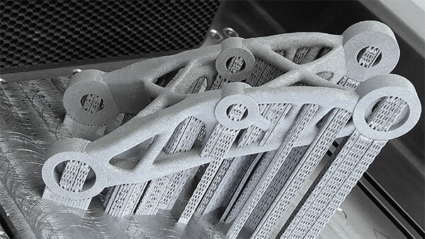 Metallkomponenter tillverkade med 3D-skrivare från Xact Metal – exempel på resultat från additiv tillverkning.